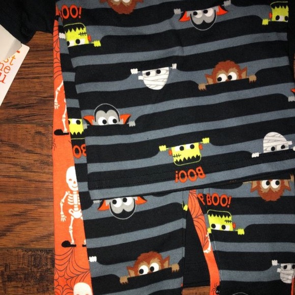 Halloween 4 piece Set - Picture 2 of 4